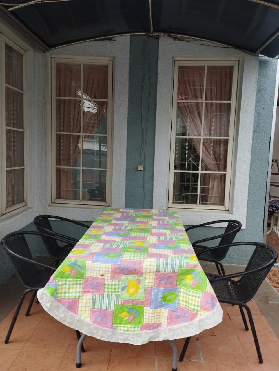 Vila Princess,Sentul 4Bedroom Dan Tenda Camping,Private Pool, Tenis Meja, Mini Billiard, Karaoke, Ayunan,Bbq, 08Satu3 80Satu6 4Satu5Satu Bogor Exterior photo