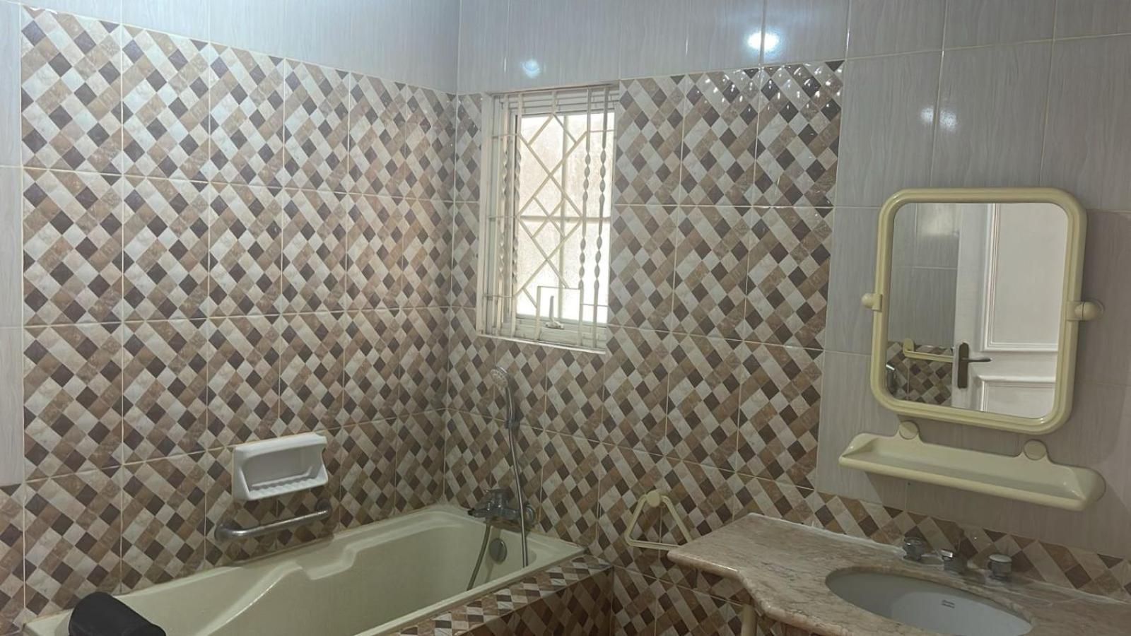 Vila Princess,Sentul 4Bedroom Dan Tenda Camping,Private Pool, Tenis Meja, Mini Billiard, Karaoke, Ayunan,Bbq, 08Satu3 80Satu6 4Satu5Satu Bogor Exterior photo