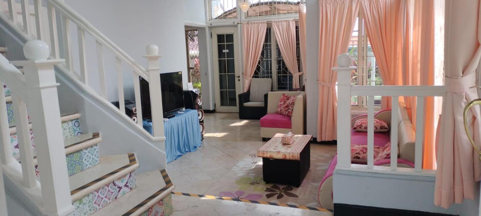 Vila Princess,Sentul 4Bedroom Dan Tenda Camping,Private Pool, Tenis Meja, Mini Billiard, Karaoke, Ayunan,Bbq, 08Satu3 80Satu6 4Satu5Satu Bogor Exterior photo