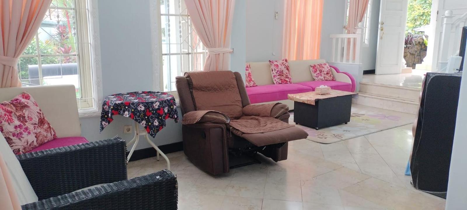 Vila Princess,Sentul 4Bedroom Dan Tenda Camping,Private Pool, Tenis Meja, Mini Billiard, Karaoke, Ayunan,Bbq, 08Satu3 80Satu6 4Satu5Satu Bogor Exterior photo