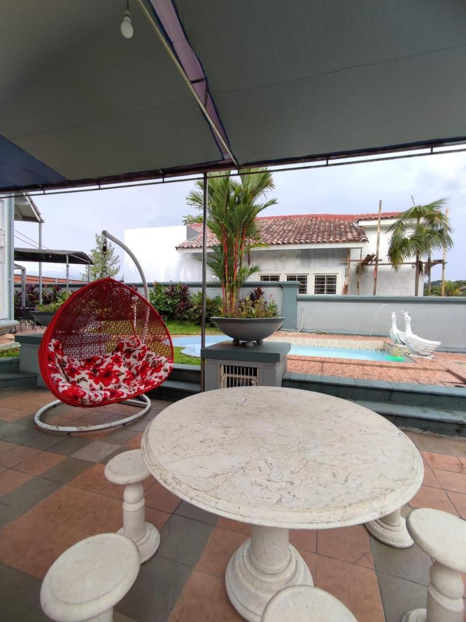 Vila Princess,Sentul 4Bedroom Dan Tenda Camping,Private Pool, Tenis Meja, Mini Billiard, Karaoke, Ayunan,Bbq, 08Satu3 80Satu6 4Satu5Satu Bogor Exterior photo